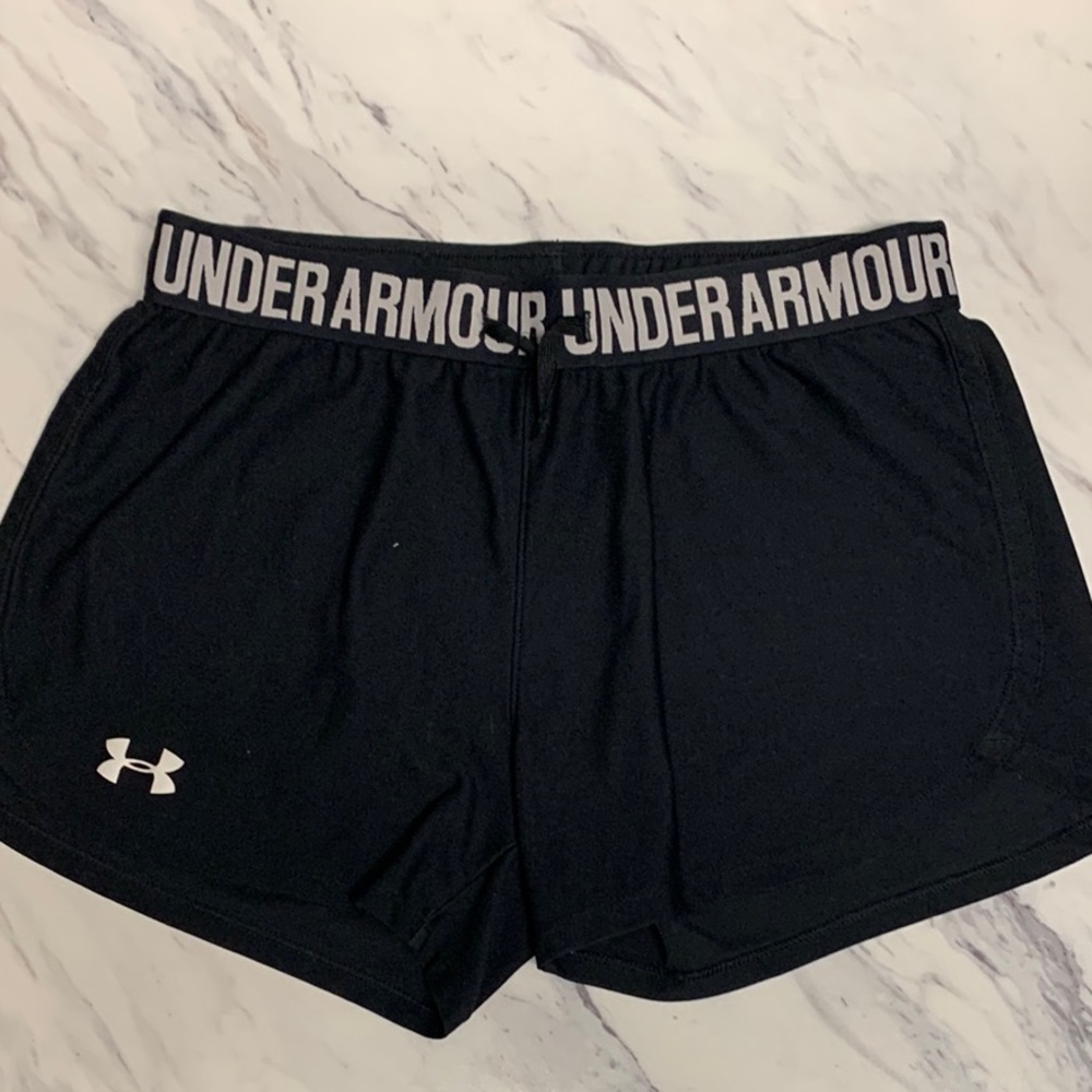 Under Armour Black Athletic Shorts Lightweight Performance
